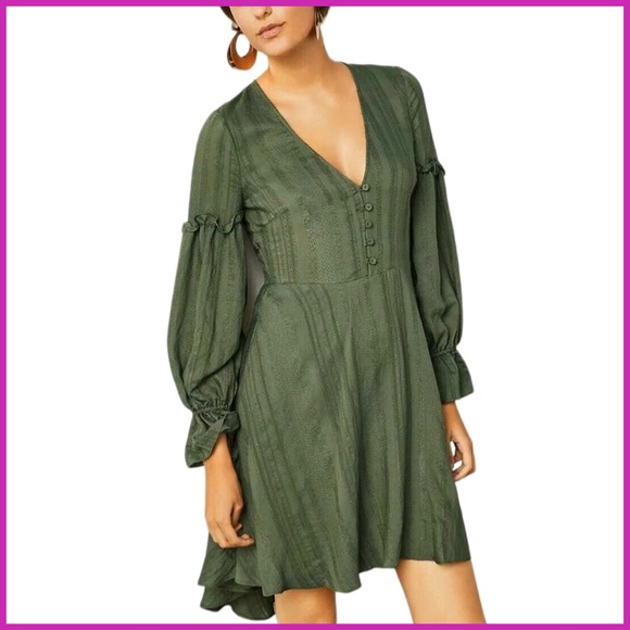 BCBGMaxAzria Olive Green Striped High Low Jacquard Dress - Picture 1 of 9